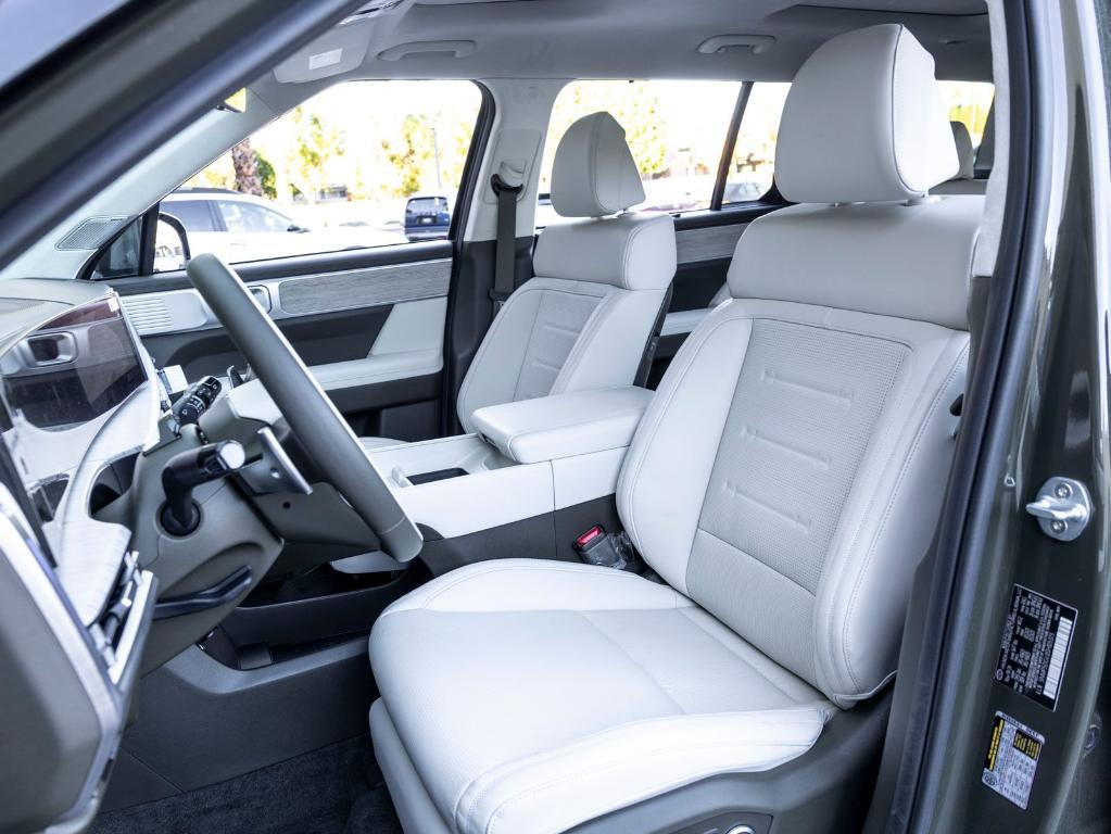 new 2025 Hyundai Santa Fe car, priced at $51,224