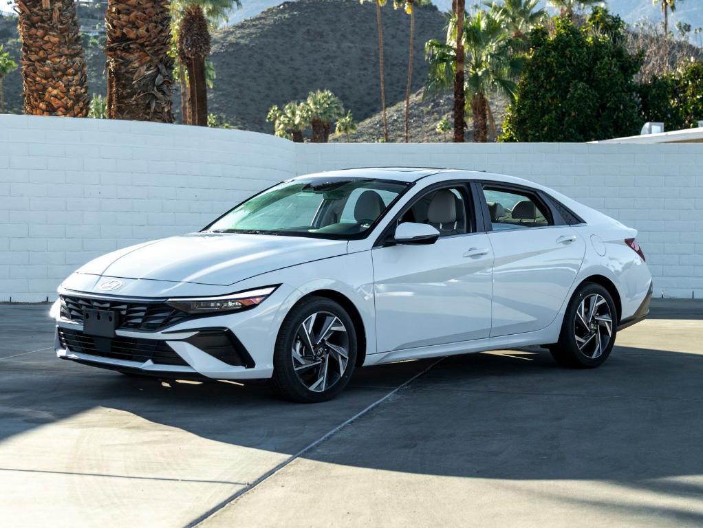 new 2025 Hyundai Elantra car, priced at $28,660