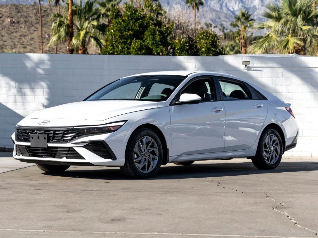 new 2025 Hyundai ELANTRA HEV car, priced at $27,710