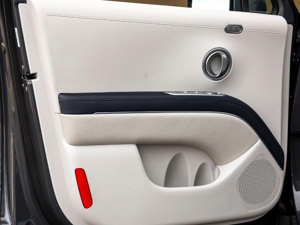 new 2026 Hyundai Palisade Hybrid car, priced at $60,675