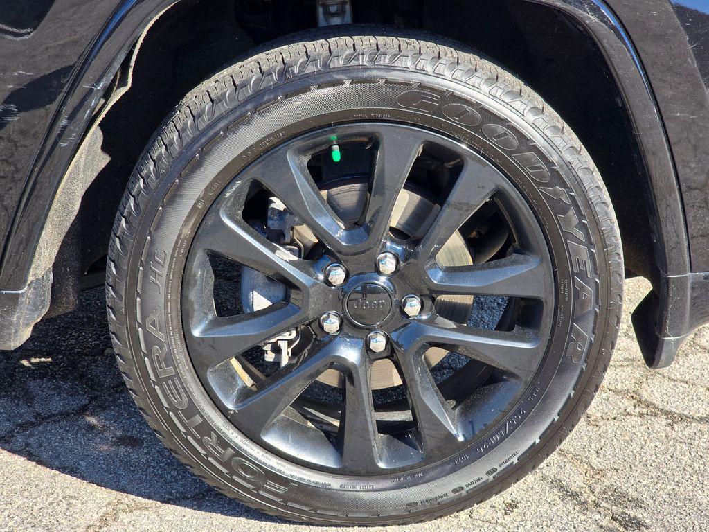 used 2020 Jeep Grand Cherokee car, priced at $20,440