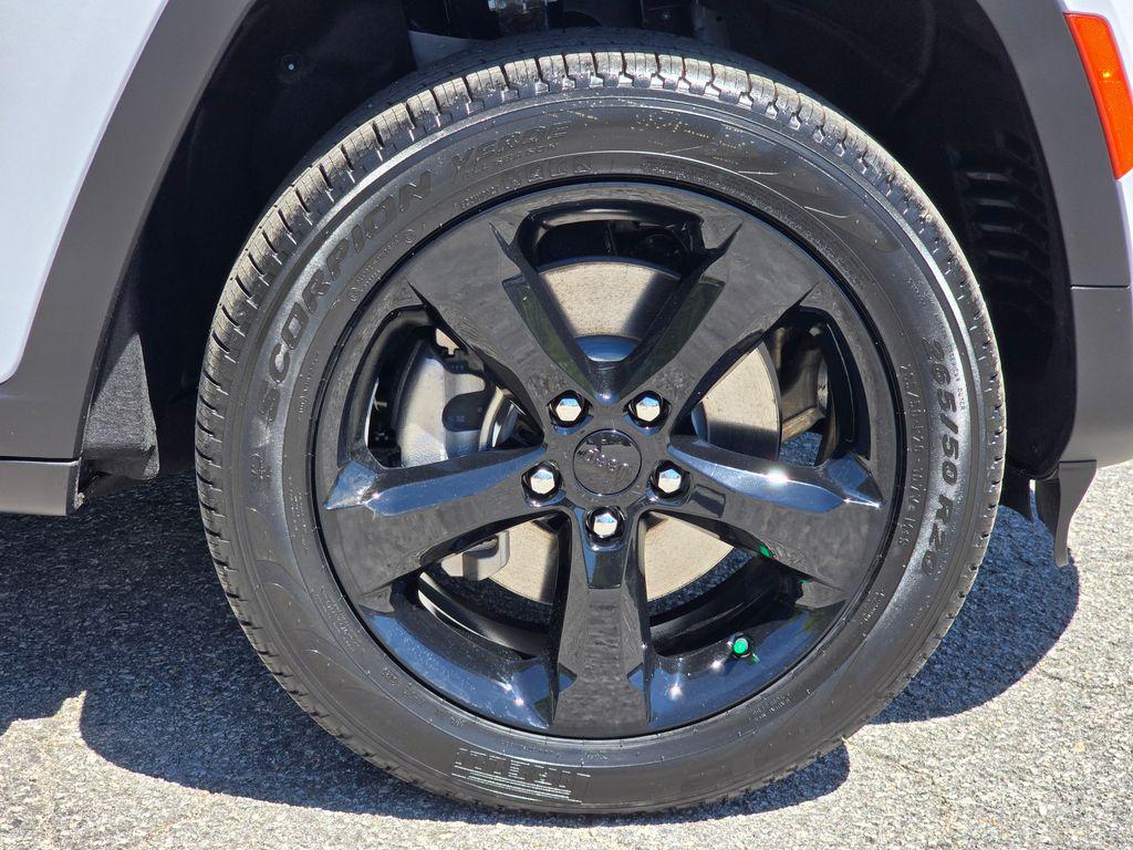 new 2026 Jeep Grand Cherokee L car, priced at $47,446