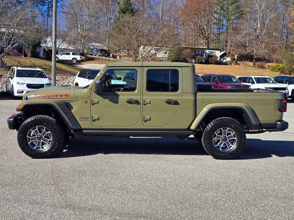 new 2026 Jeep Gladiator car, priced at $60,653