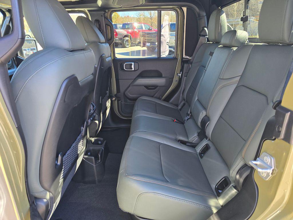 new 2026 Jeep Gladiator car, priced at $60,653