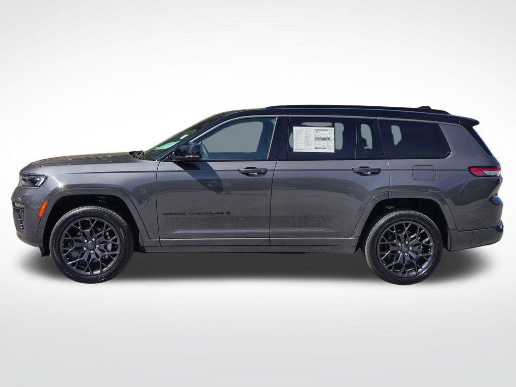 new 2026 Jeep Grand Cherokee L car, priced at $59,121