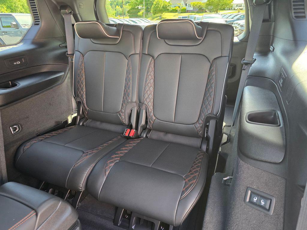 new 2026 Jeep Grand Cherokee L car, priced at $59,121