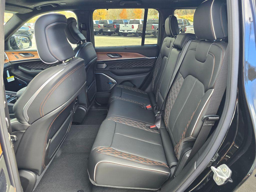 new 2025 Jeep Grand Cherokee car, priced at $63,961