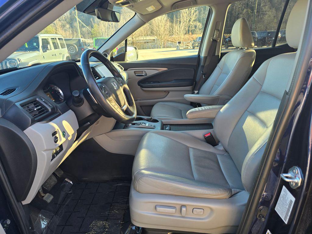 used 2023 Honda Ridgeline car, priced at $30,665