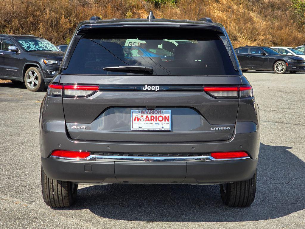 new 2025 Jeep Grand Cherokee car, priced at $33,975