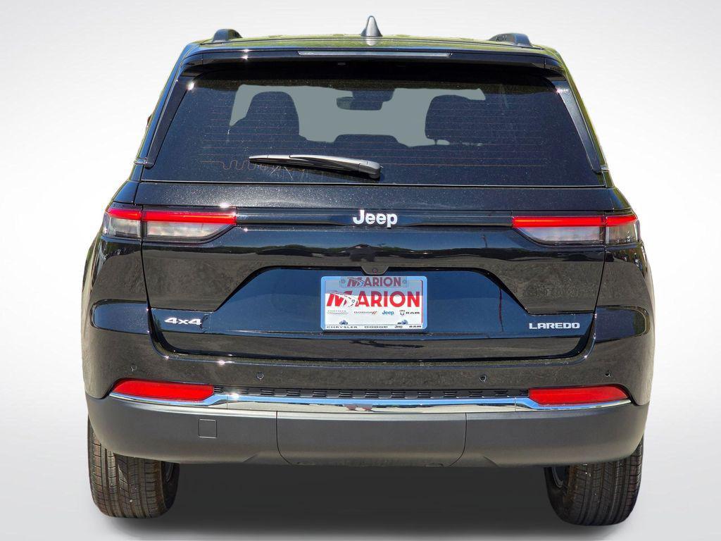 new 2026 Jeep Grand Cherokee car, priced at $38,024
