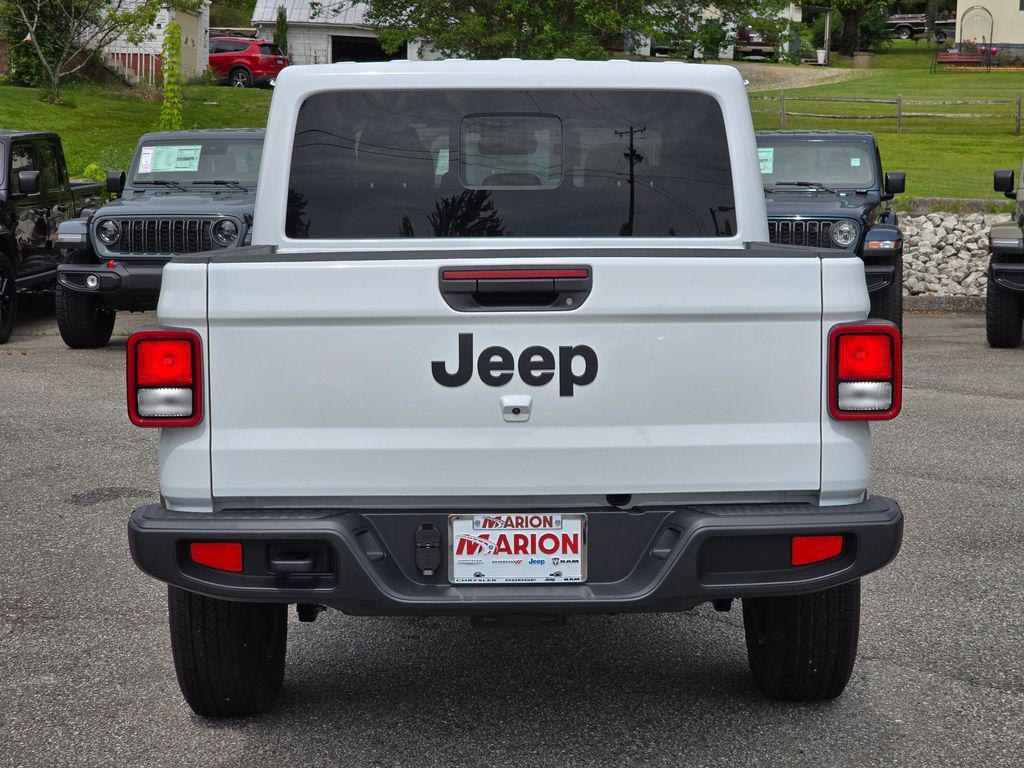 new 2025 Jeep Gladiator car, priced at $47,264