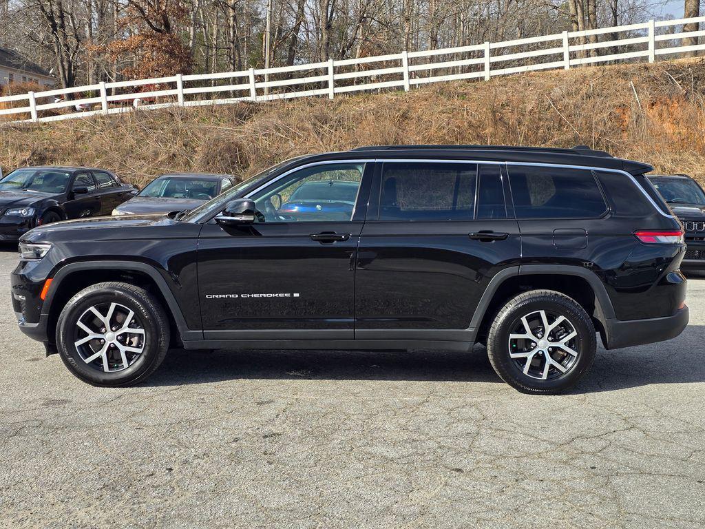 used 2024 Jeep Grand Cherokee L car, priced at $32,229