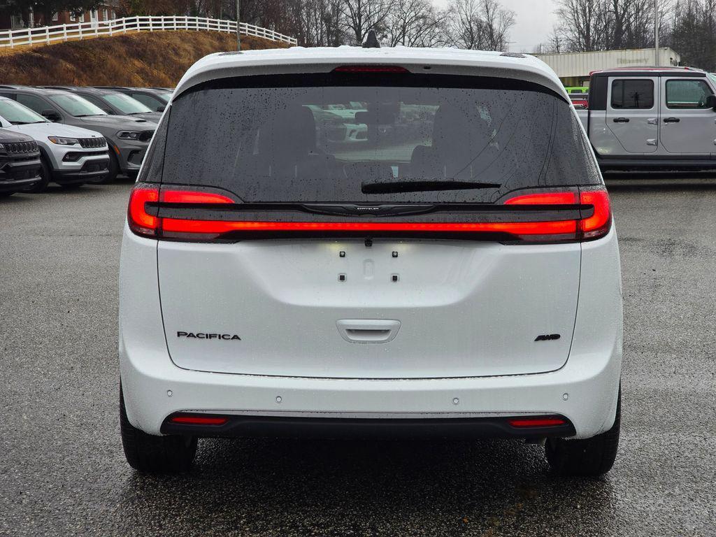 new 2026 Chrysler Pacifica car, priced at $47,935