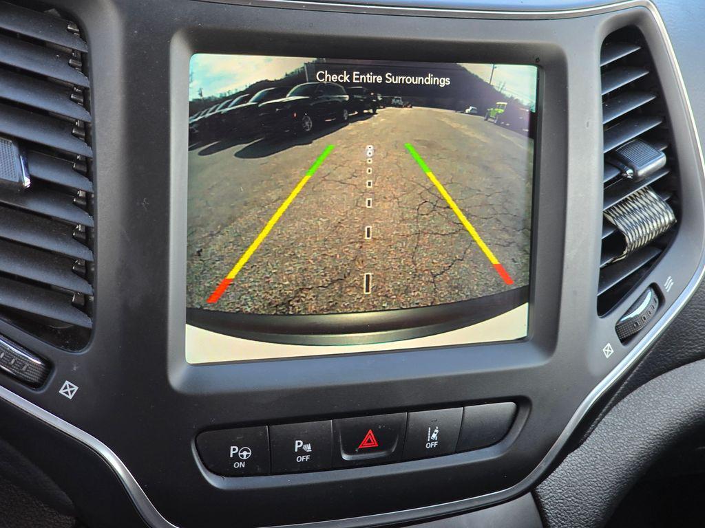 used 2023 Jeep Cherokee car, priced at $23,997