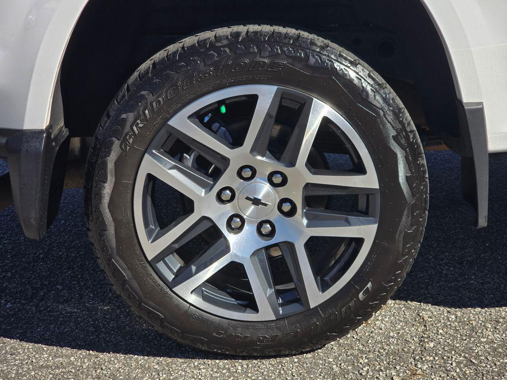 used 2024 Chevrolet Colorado car, priced at $34,988