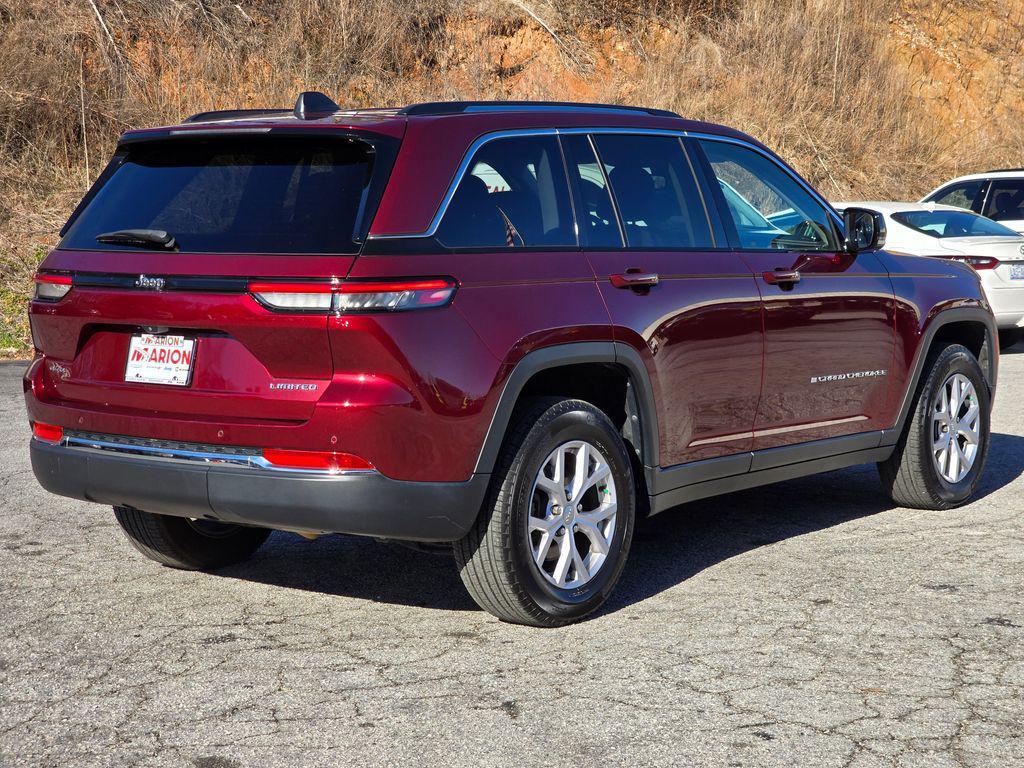 used 2022 Jeep Grand Cherokee car, priced at $25,111