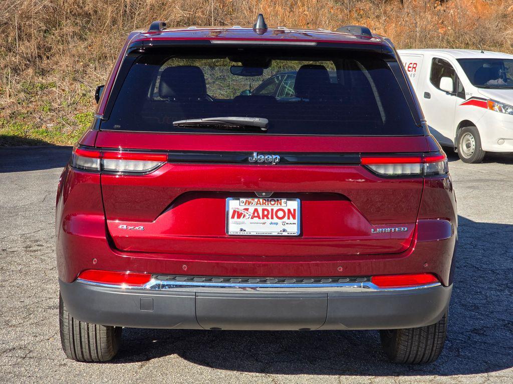 used 2022 Jeep Grand Cherokee car, priced at $25,111