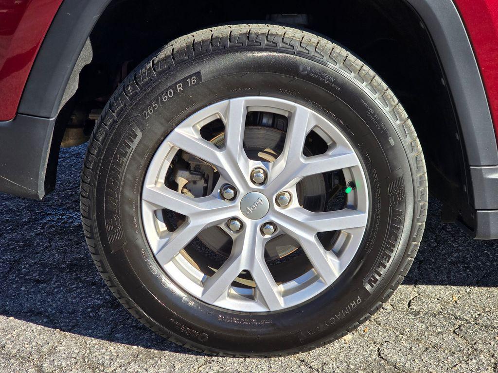 used 2022 Jeep Grand Cherokee car, priced at $25,111