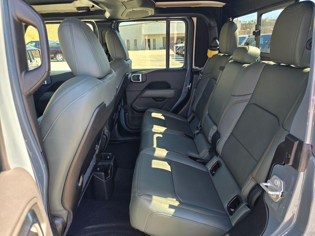 new 2026 Jeep Gladiator car, priced at $53,735