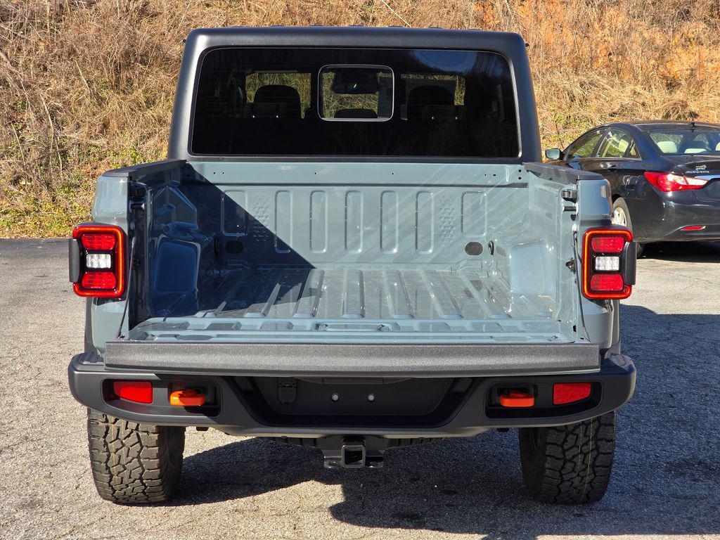 new 2026 Jeep Gladiator car, priced at $53,875