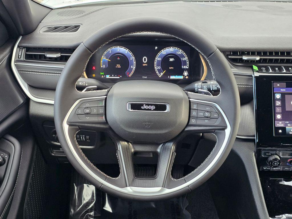 new 2025 Jeep Grand Cherokee L car, priced at $34,979