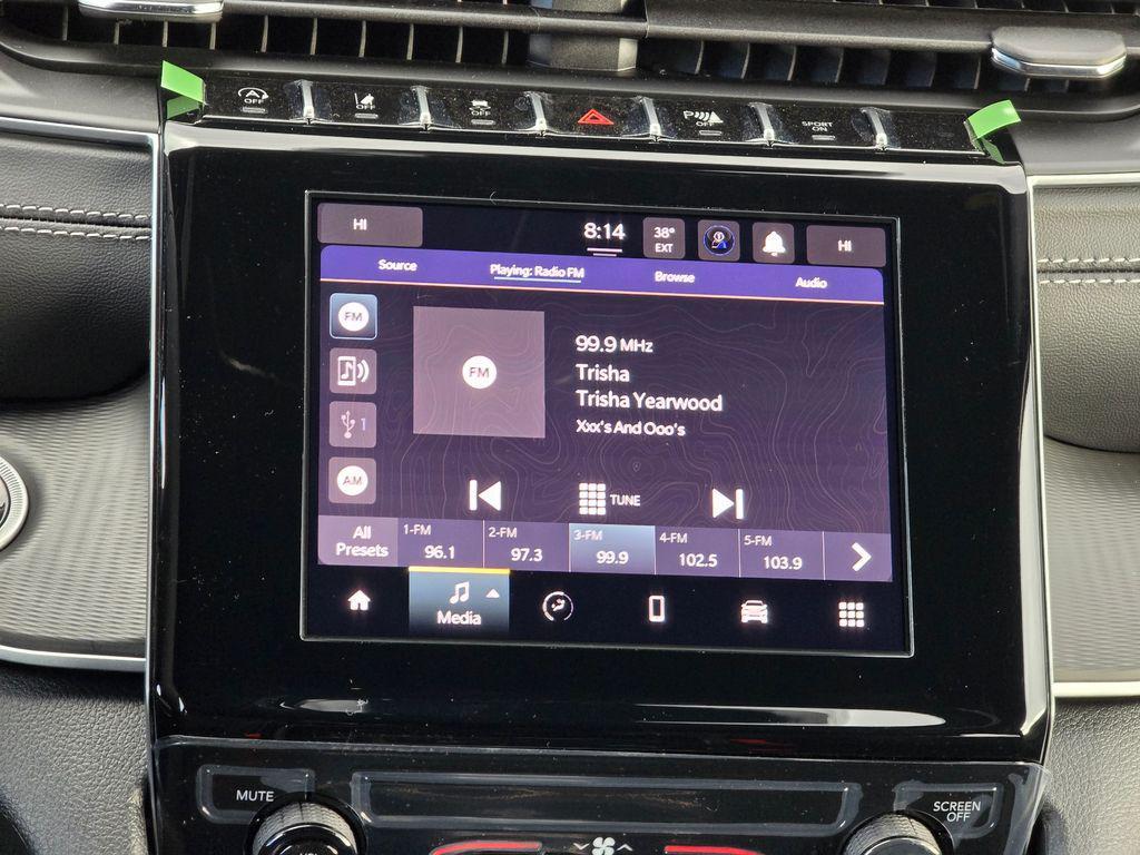 new 2025 Jeep Grand Cherokee L car, priced at $34,979