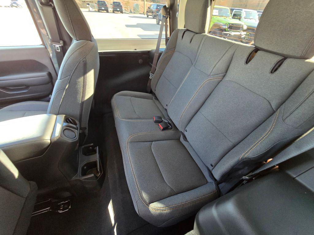 new 2026 Jeep Wrangler car, priced at $40,009