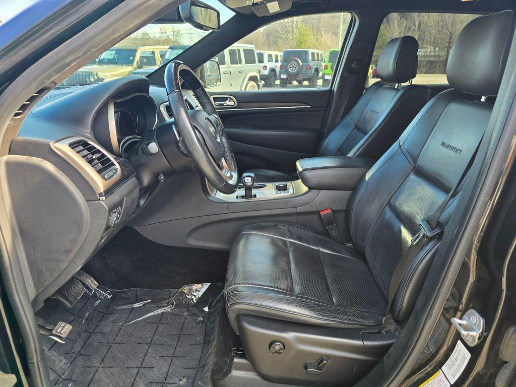 used 2015 Jeep Grand Cherokee car, priced at $13,770