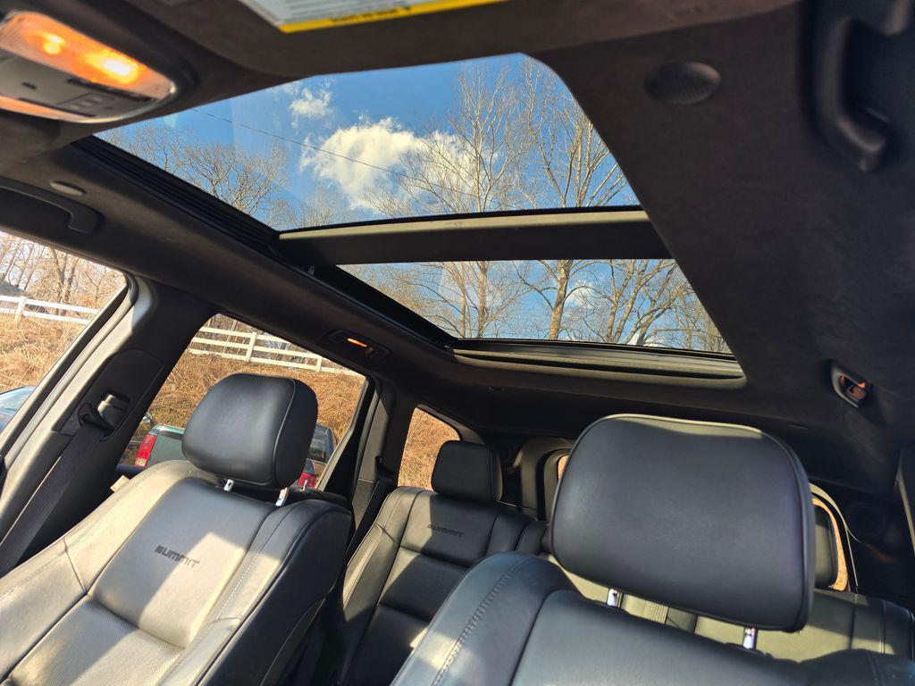 used 2015 Jeep Grand Cherokee car, priced at $13,770