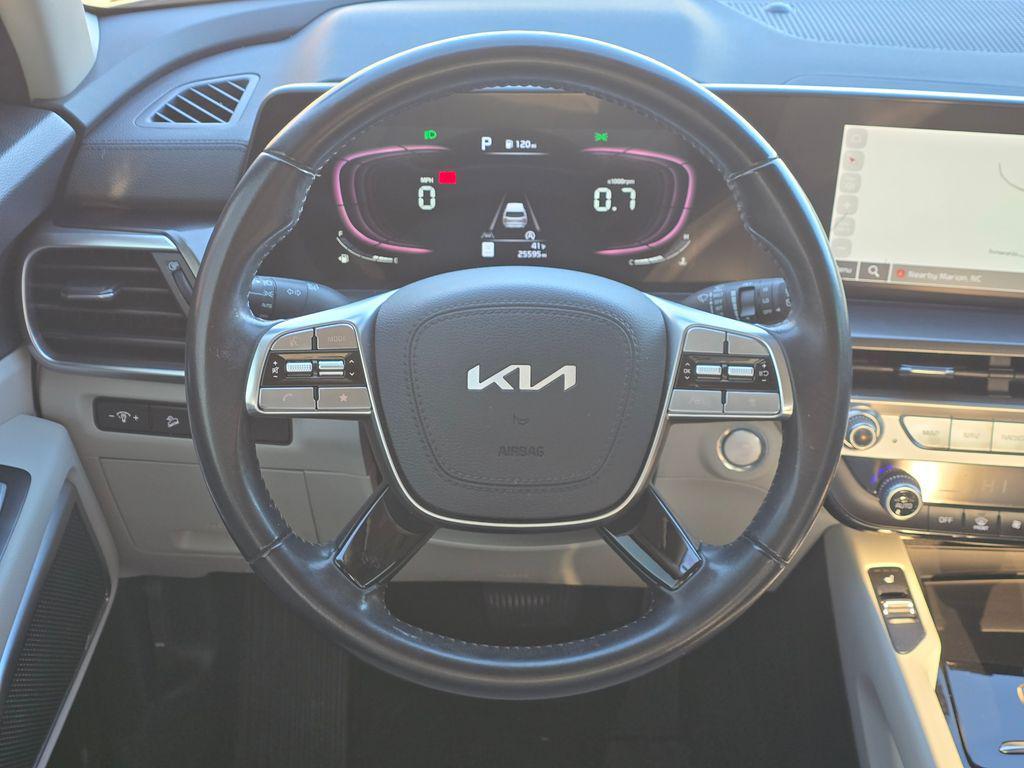 used 2023 Kia Telluride car, priced at $30,437