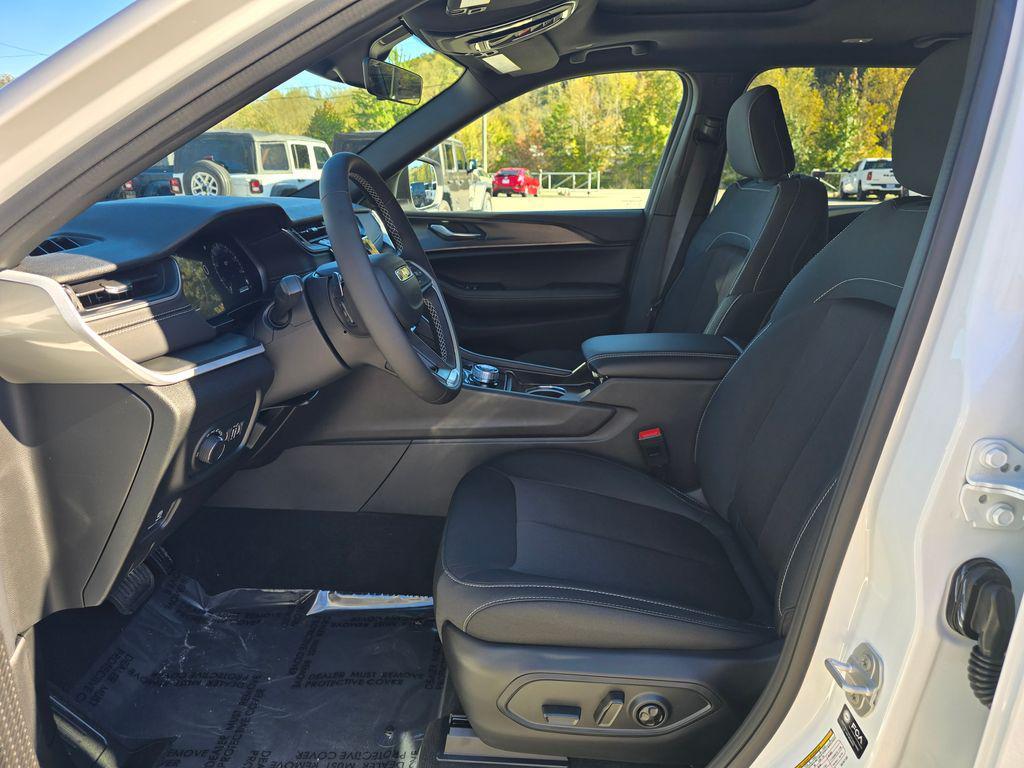 new 2025 Jeep Grand Cherokee L car, priced at $36,808