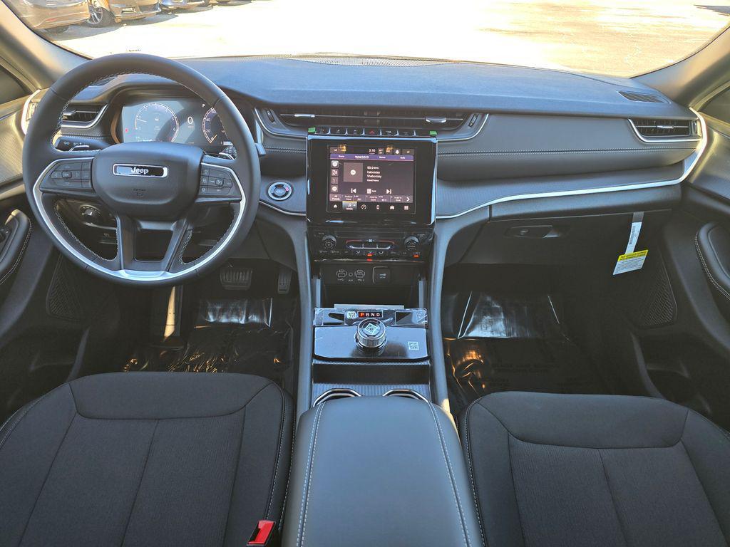 new 2025 Jeep Grand Cherokee L car, priced at $36,808