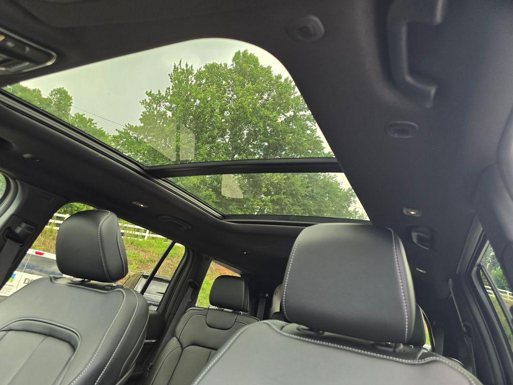 new 2026 Jeep Grand Cherokee L car, priced at $50,083