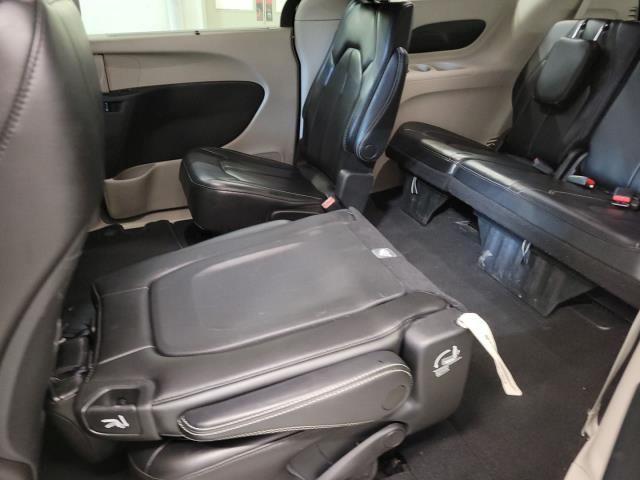 used 2023 Chrysler Pacifica car, priced at $27,333