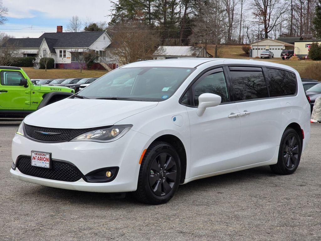 used 2020 Chrysler Pacifica Hybrid car, priced at $22,337