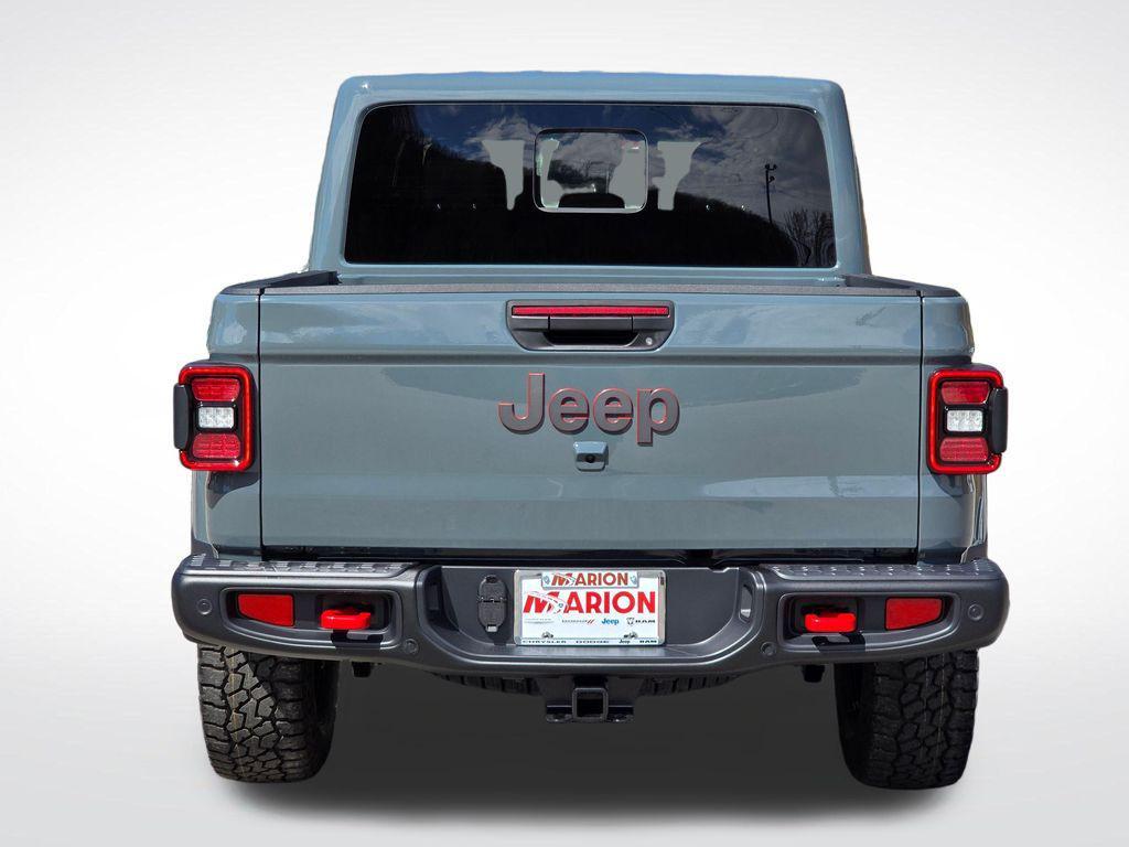 new 2026 Jeep Gladiator car, priced at $52,400