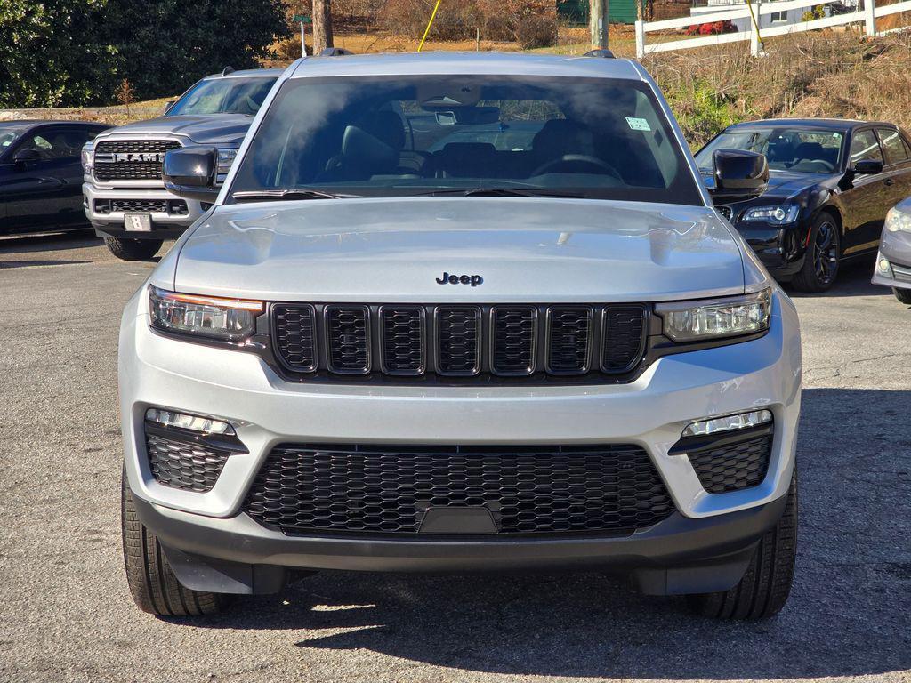 new 2025 Jeep Grand Cherokee car, priced at $41,814