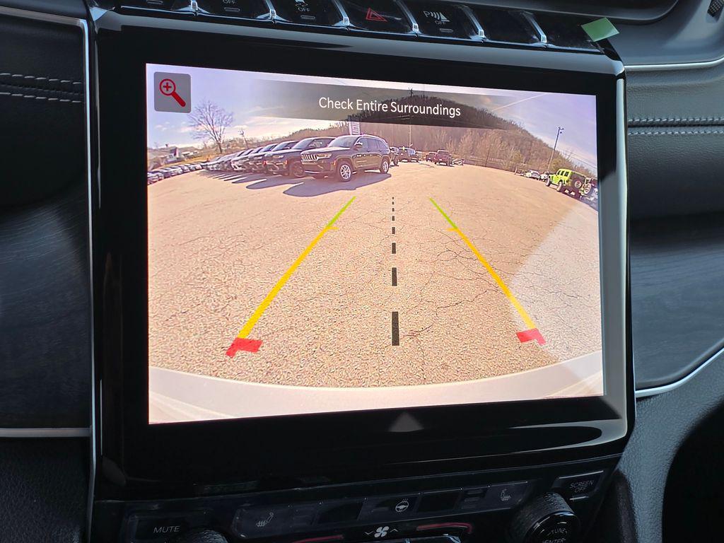 new 2025 Jeep Grand Cherokee car, priced at $41,814