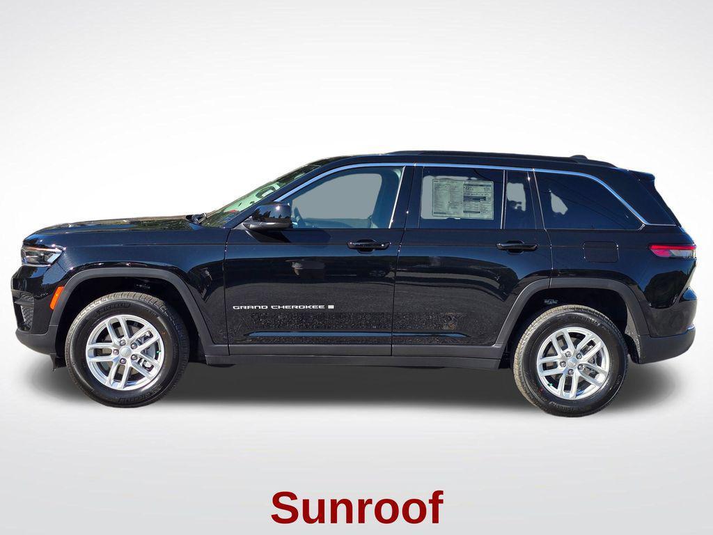 new 2025 Jeep Grand Cherokee car, priced at $33,561