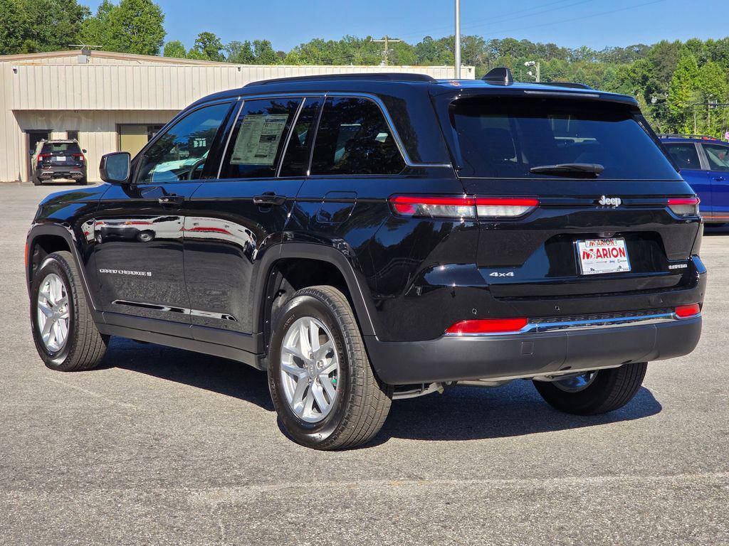 new 2025 Jeep Grand Cherokee car, priced at $35,000