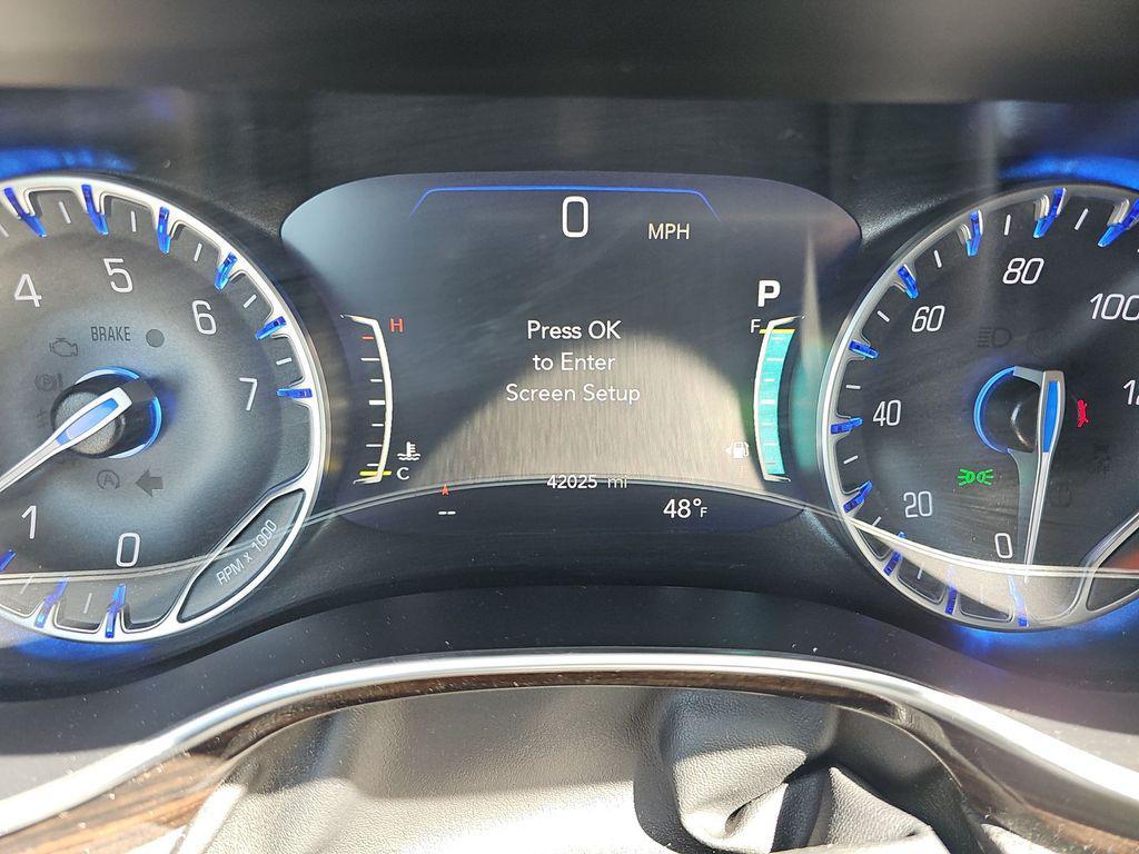 used 2024 Chrysler Pacifica car, priced at $34,250