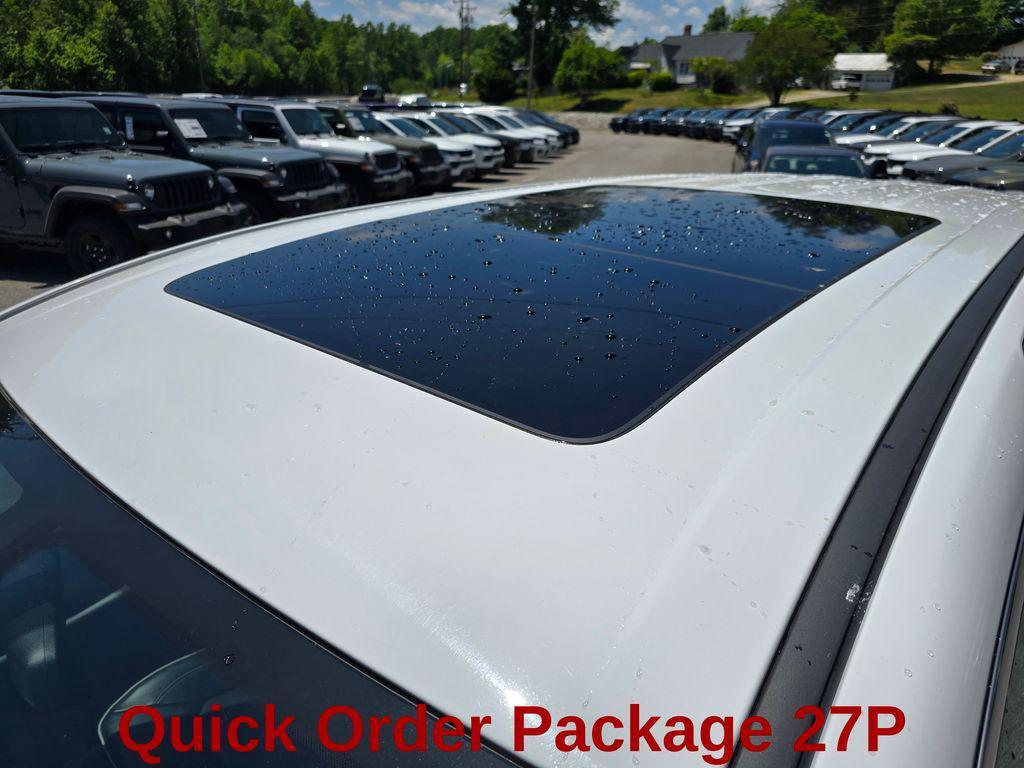used 2024 Chrysler Pacifica car, priced at $32,450