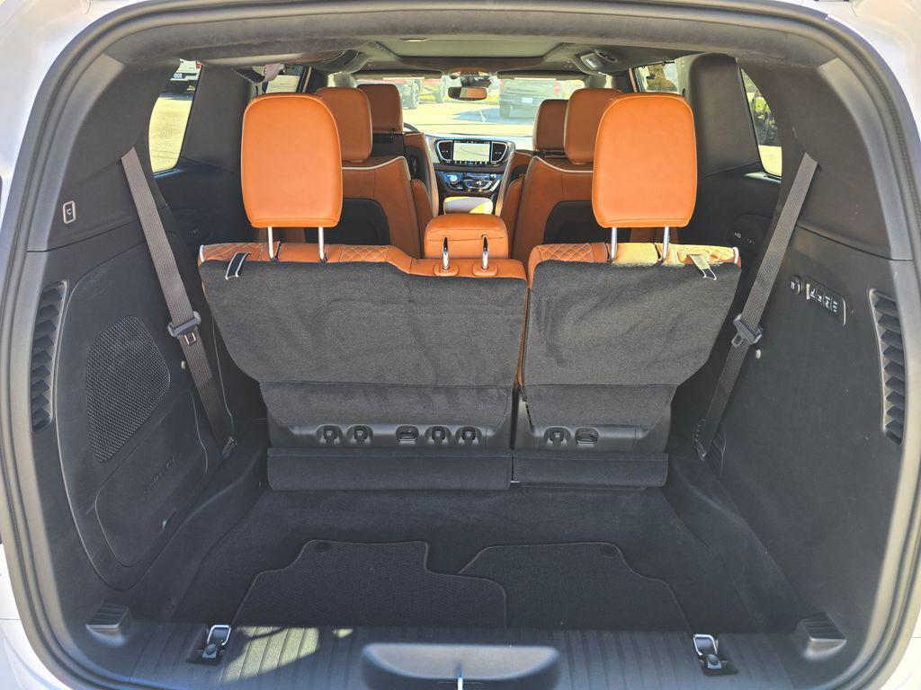 new 2026 Chrysler Pacifica car, priced at $51,807