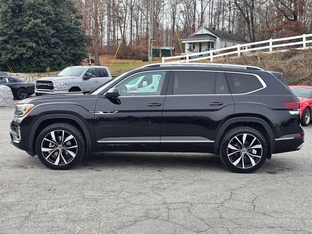 used 2024 Volkswagen Atlas car, priced at $38,411