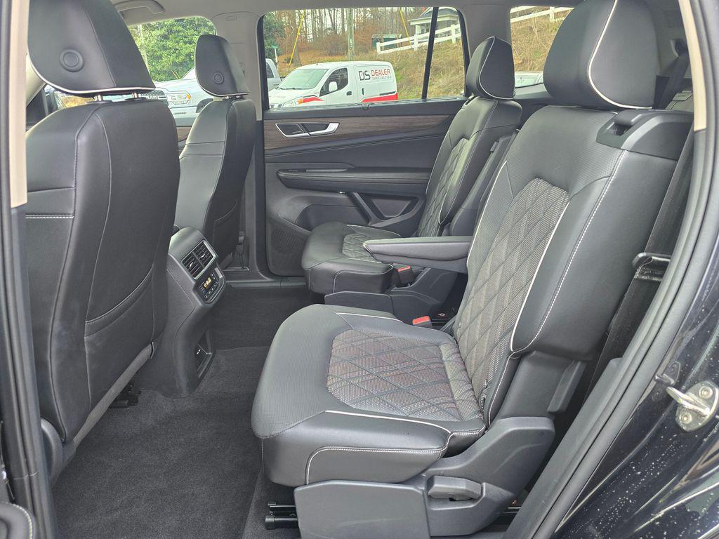 used 2024 Volkswagen Atlas car, priced at $38,411