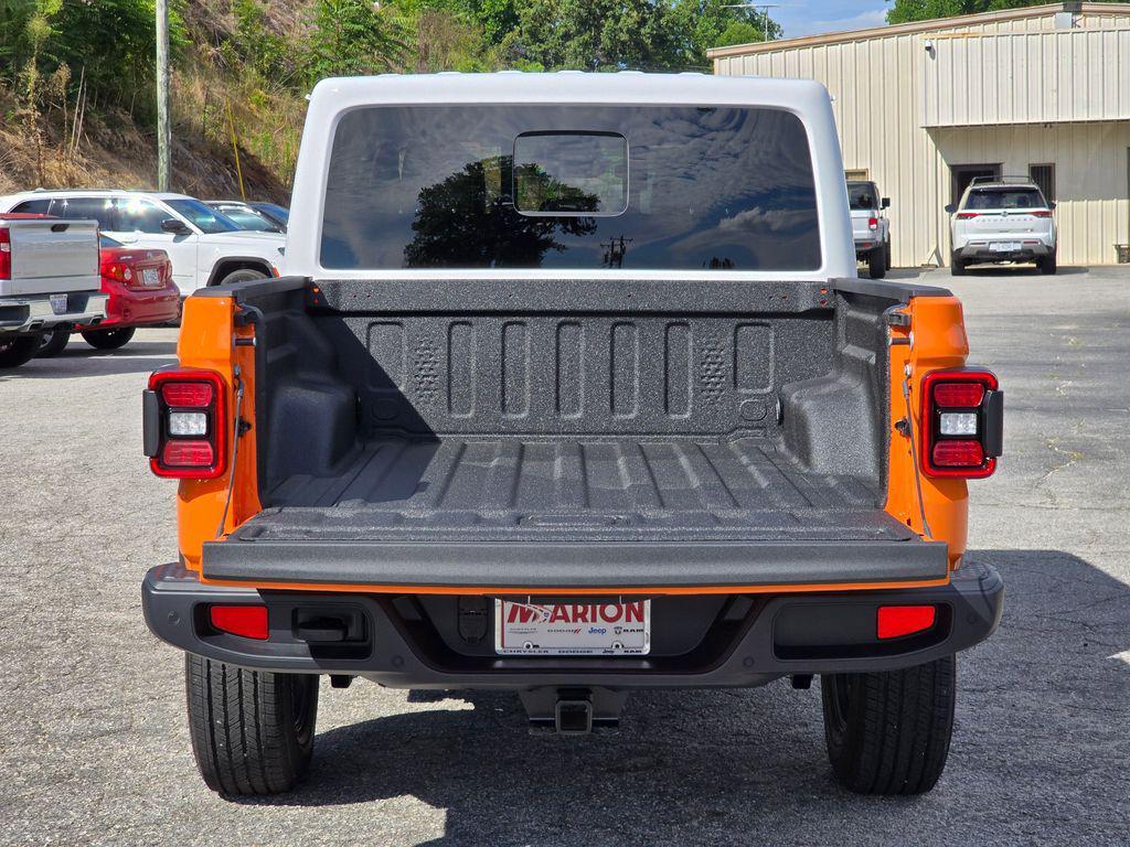 new 2026 Jeep Gladiator car, priced at $49,942