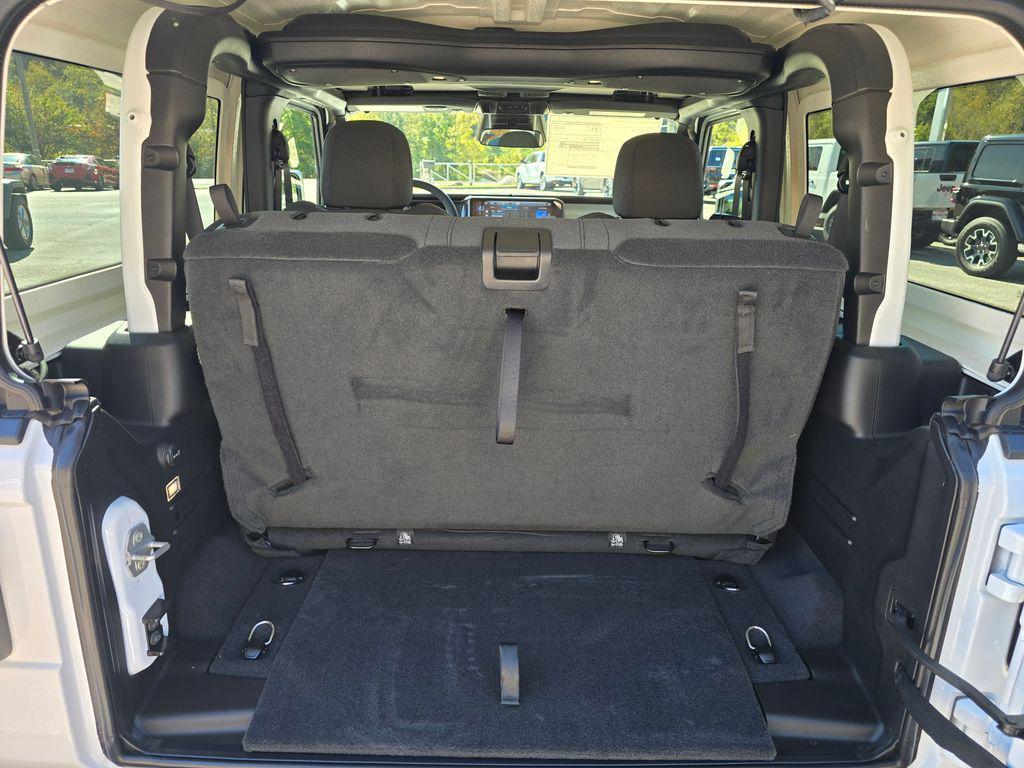 new 2026 Jeep Wrangler car, priced at $39,580
