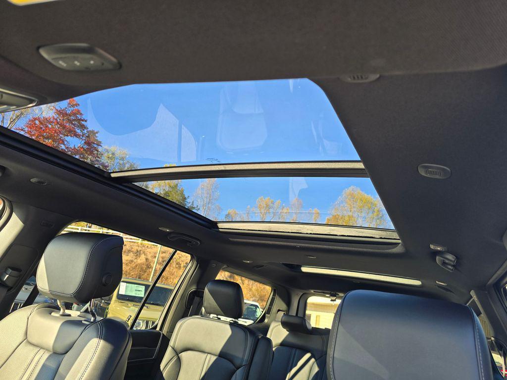 new 2025 Jeep Wagoneer car, priced at $68,445