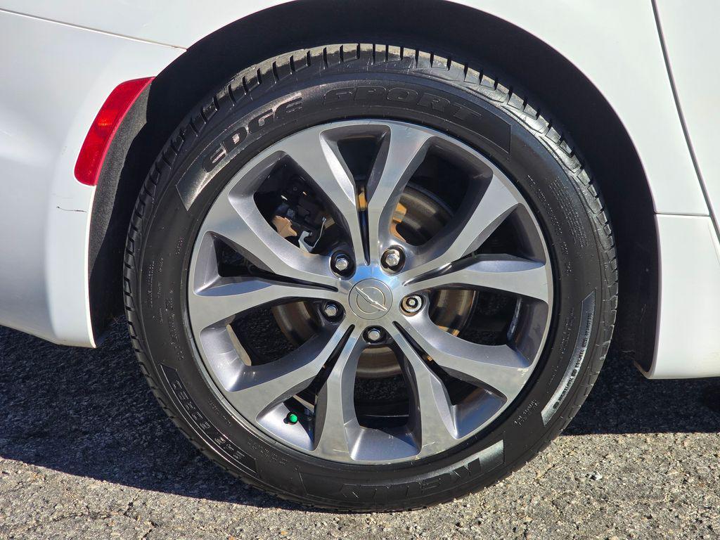 used 2017 Chrysler Pacifica car, priced at $10,994