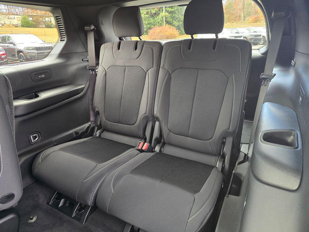 new 2025 Jeep Grand Cherokee L car, priced at $38,994